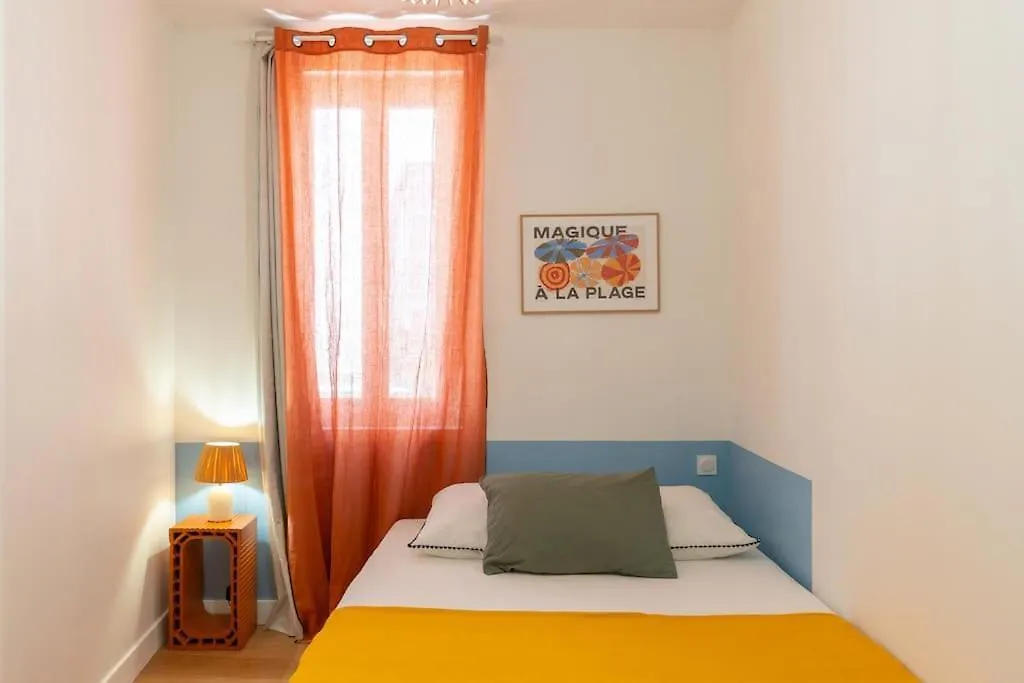Charmant T3 Sur Jolie Place, Parking Inclus, Clim La Ciotat France